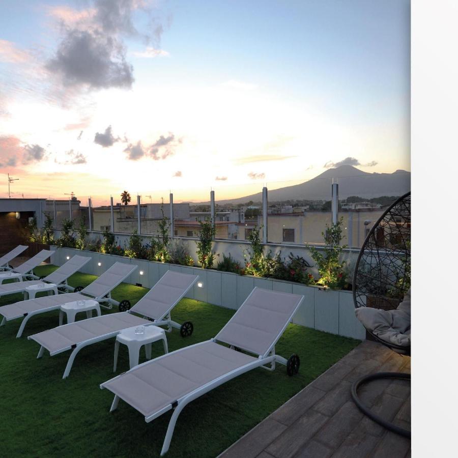 Houses & Rooftop Pompei - Sky Luaran gambar