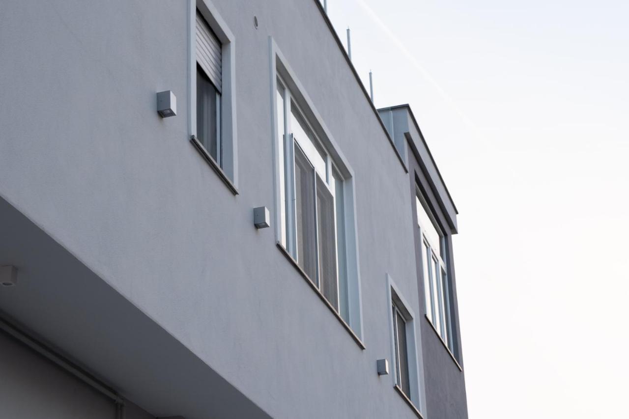 Houses & Rooftop Pompei - Sky Luaran gambar