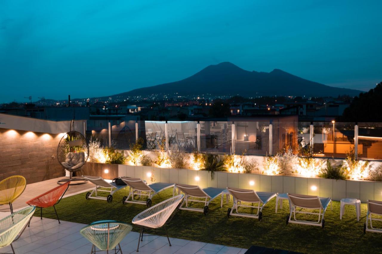 Houses & Rooftop Pompei - Sky Luaran gambar