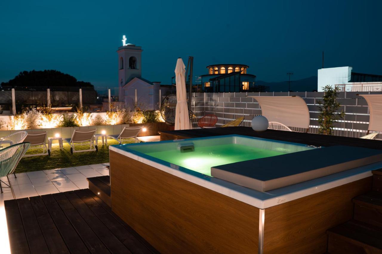 Houses & Rooftop Pompei - Sky Luaran gambar