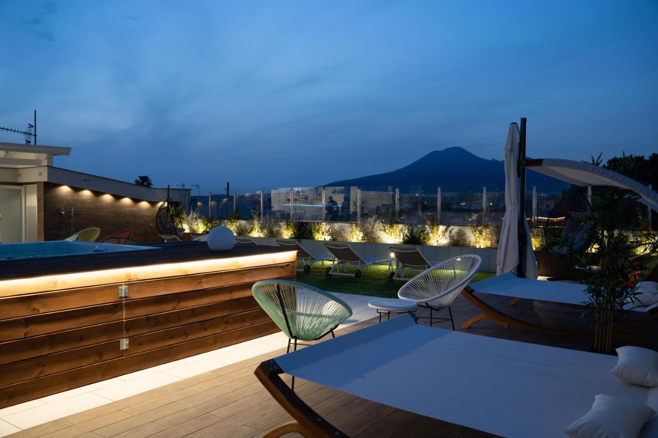 Houses & Rooftop Pompei - Sky Luaran gambar